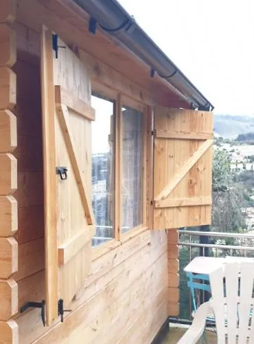 Chalet Mini Nature Proche à Mentone