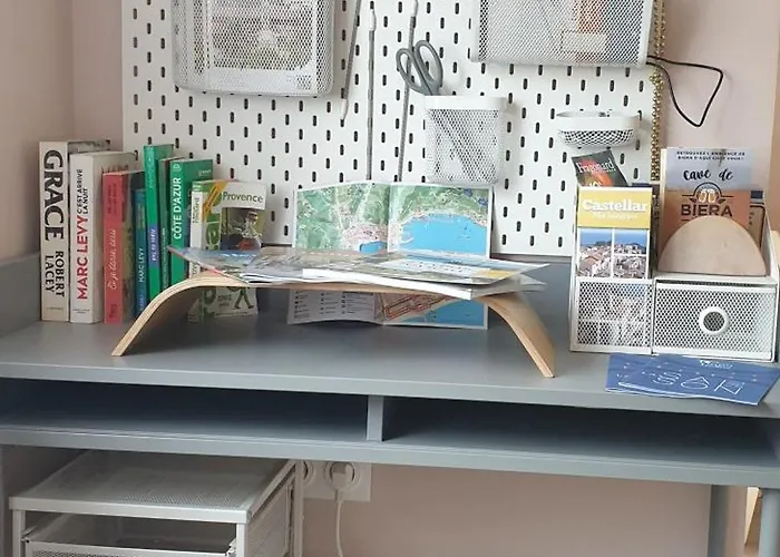 Chalet Mini Nature Proche à Mentone