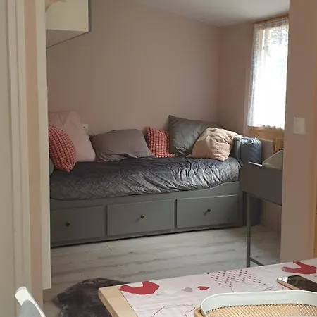 Chalet Mini Nature Proche A *